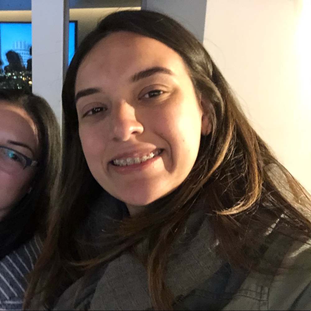 Meet your Posher, Carolina